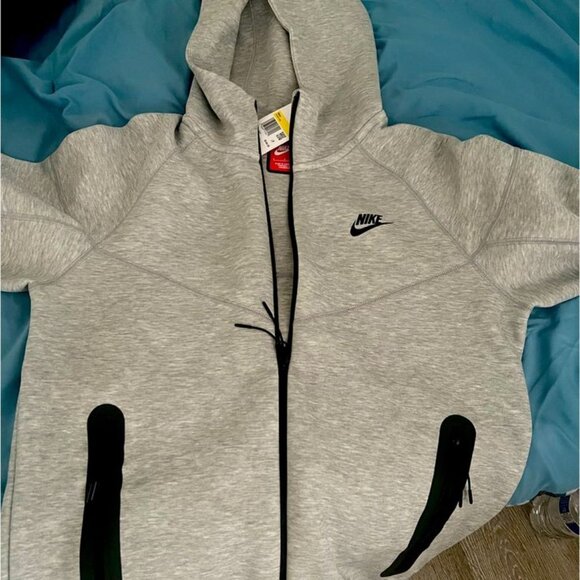 Nike Other - Nike Sportswear Tech Fleece WinRunner